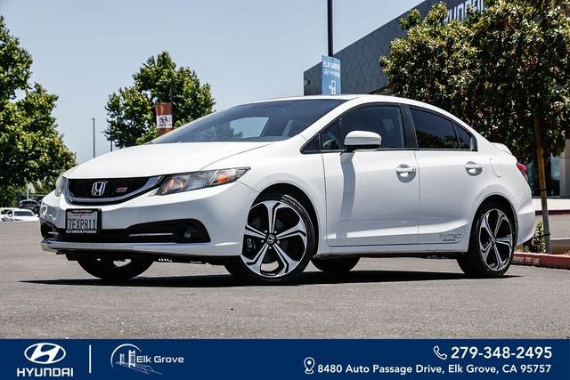 2014 Honda Civic Si in Taffeta White — front three-quarter view